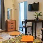 Ruinbar Rest Style With Ac * Budapest