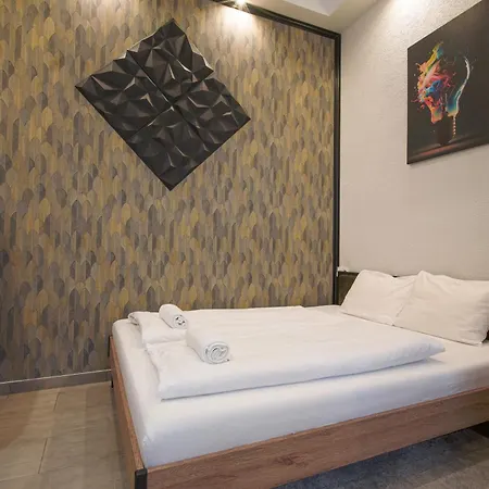 Appartamento Ruinbar Rest Style With Ac Budapest